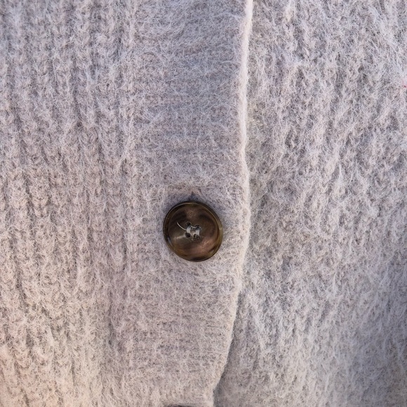 Women’s Double Zero L Cream Cardigan - Picture 11 of 14
